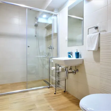 Apartment Bracanovic *