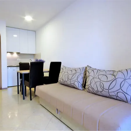 Bracanovic Apartment